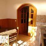 Bikic Mm Apartman Podstrana