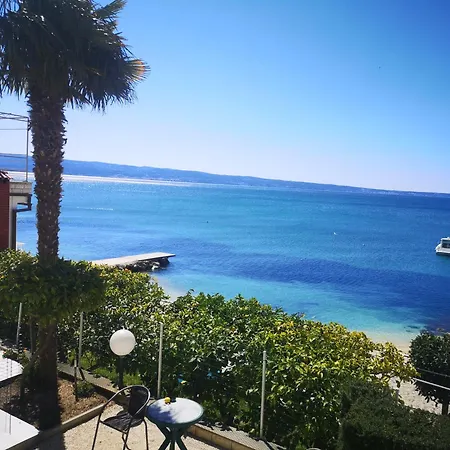 Bikic Mm * Podstrana