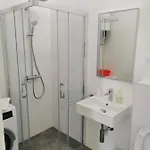 Bikic Mm * Podstrana