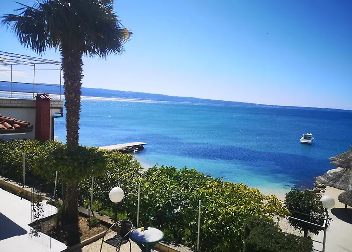 Bikic Mm * Podstrana